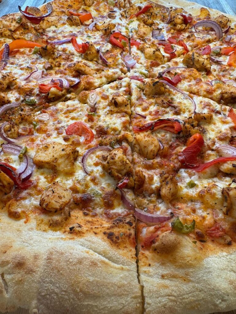 18” Cajun Chicken Pizza